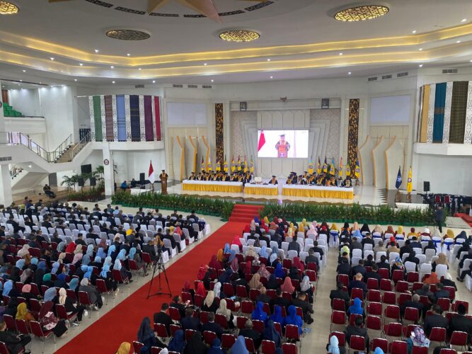 Dies Natalis ke-44 UHO: “Inovasi Berkelanjutan Menuju Kampus Global”