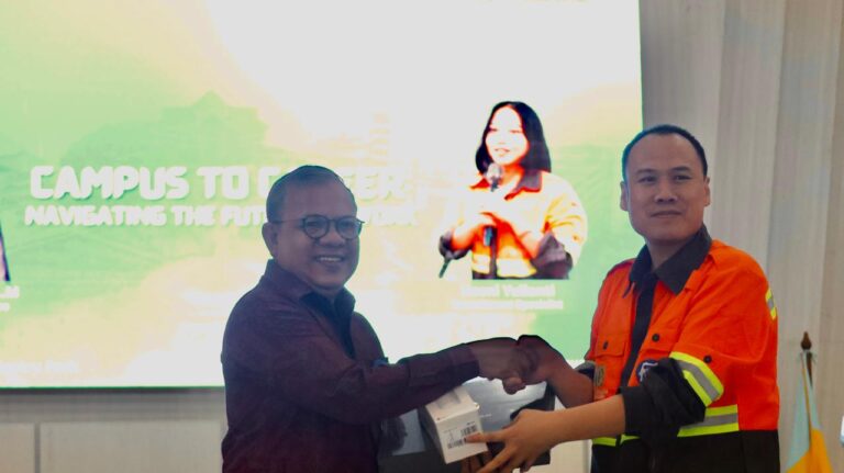 UHO SELENGGARAKAN  JOB FAIR PT. INDONESIA POMALAA INDUSTRY PARK